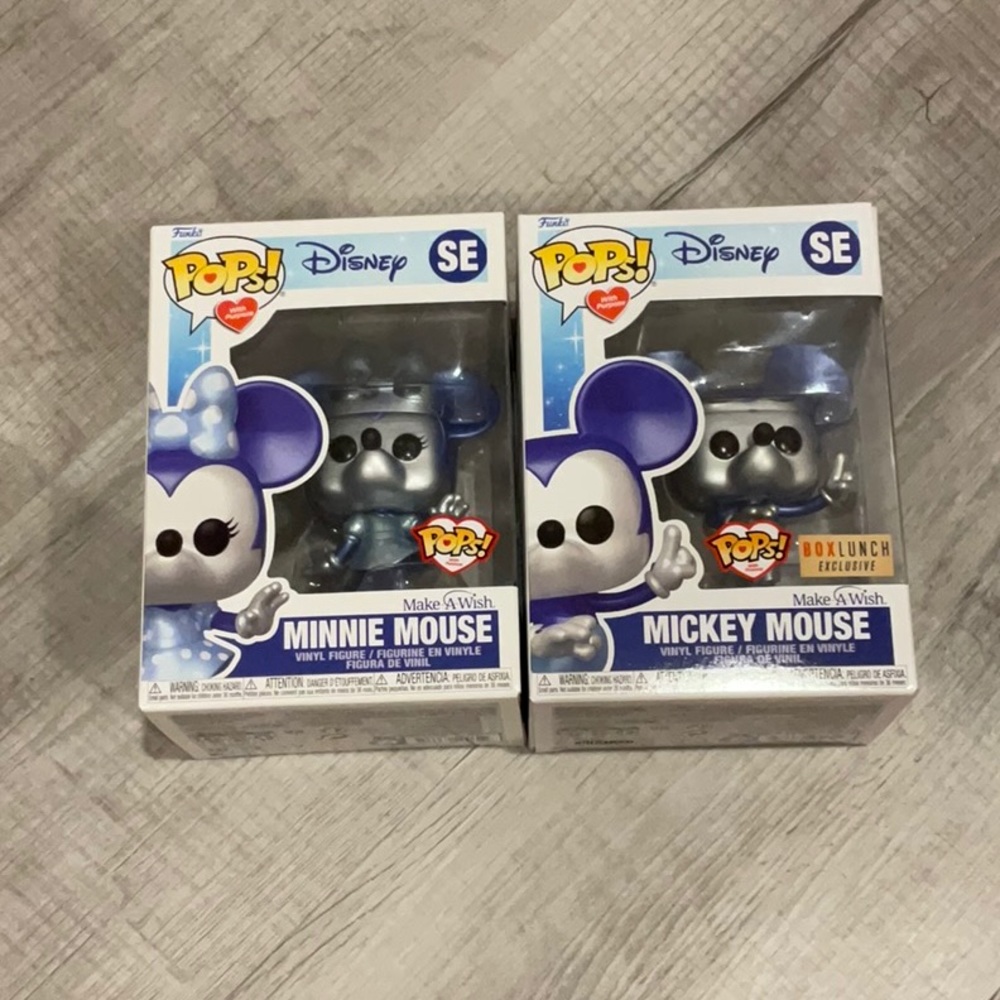 Disney Make A Wish Minnie & Mickey Mouse Funko Pop Bundle